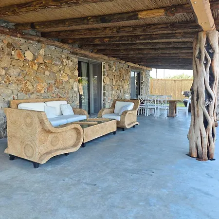 Vila Alametifarika Evi *