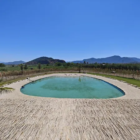 Alametifarika Evi Vila *