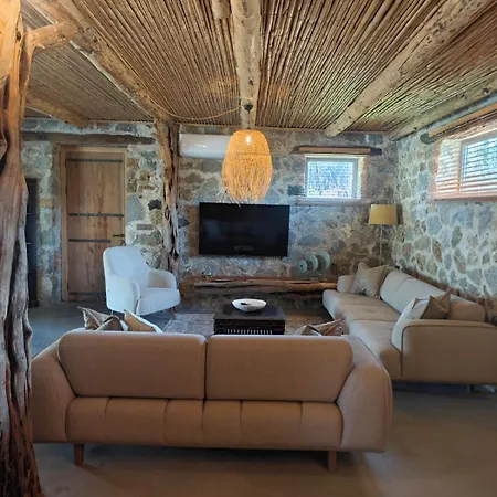 ヴィラ Alametifarika Evi ダルヤン