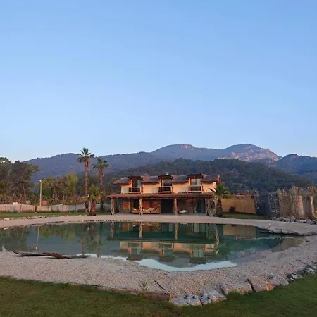 Alametifarika Evi ヴィラ *